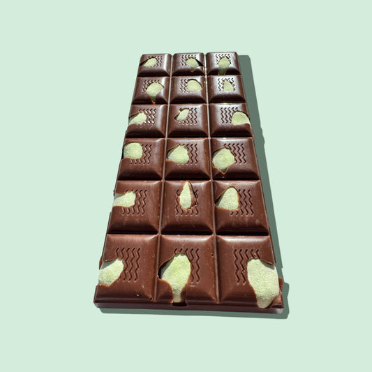 Milk Chocolate with Apple Bon Bon's 157g