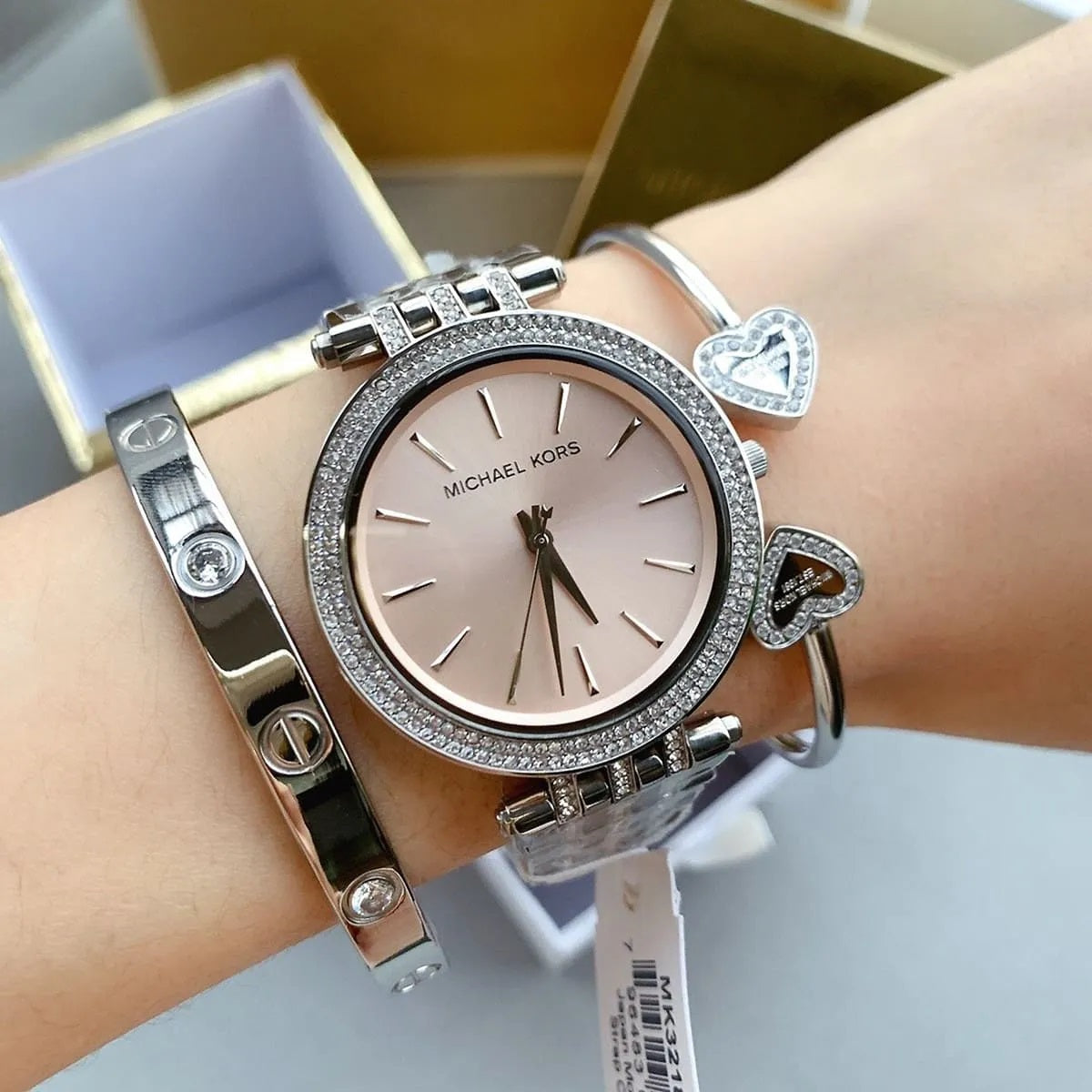 Michael Kors Women’s Watch Stainless Steel Silver Strap With Beige Dial And Crystals MK3218
